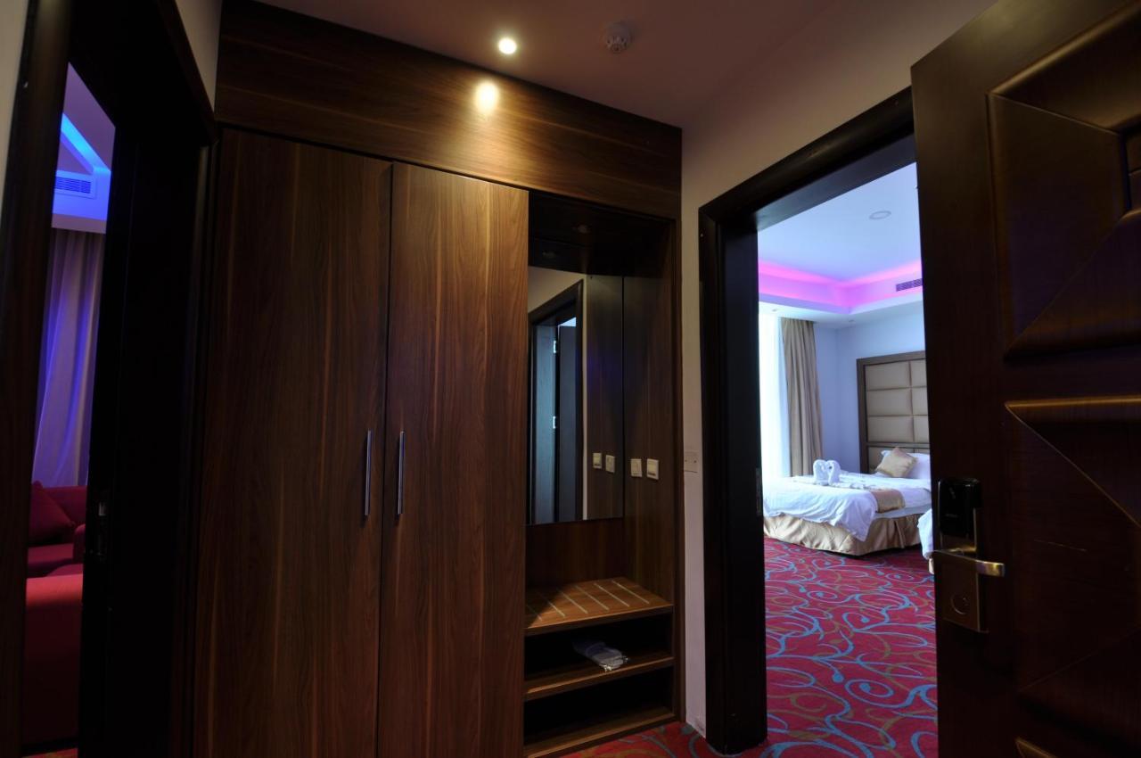 Rozaio Hotel Jiddah Esterno foto